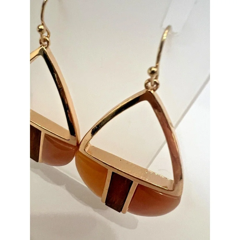 Uncas Int Gold Blush Wine Dangle Earrings Resin Wood Earth Tones Vendor Sample‎